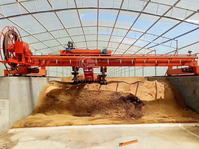 Advantages of fertilizer compost turning machine