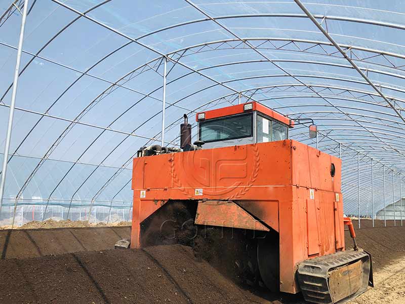 fertilizer crawler compost turner