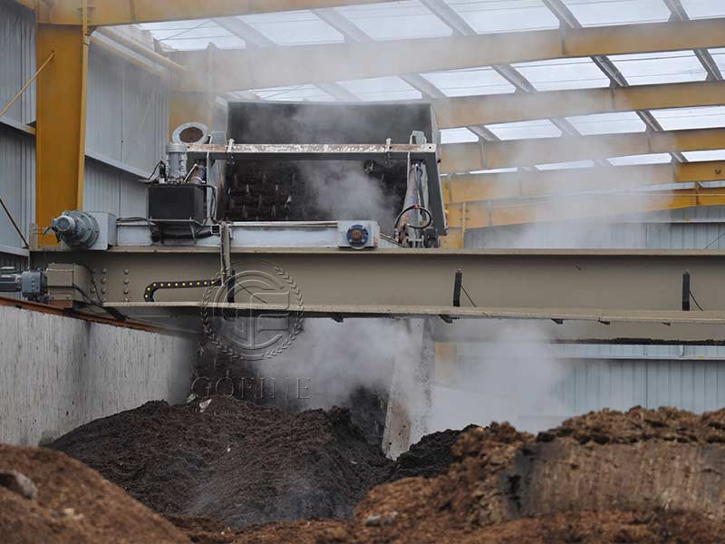 trough compost turner