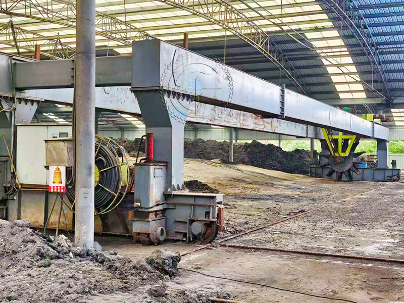 Five Years of Quality Proven! Wheeled Compost Turner Boosts Organic Fertilizer Production