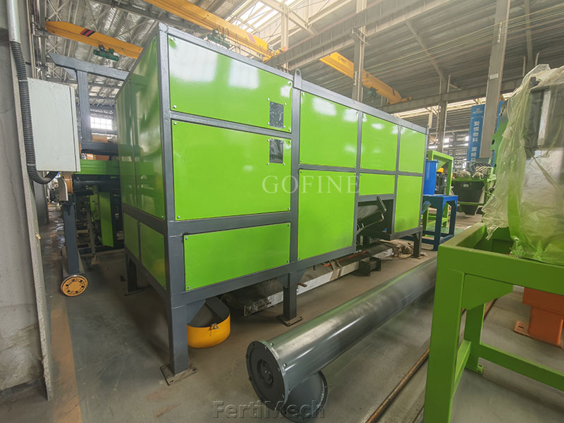 High efficiency tool for organic fertilizer processing plants: horizontal fermentation tank