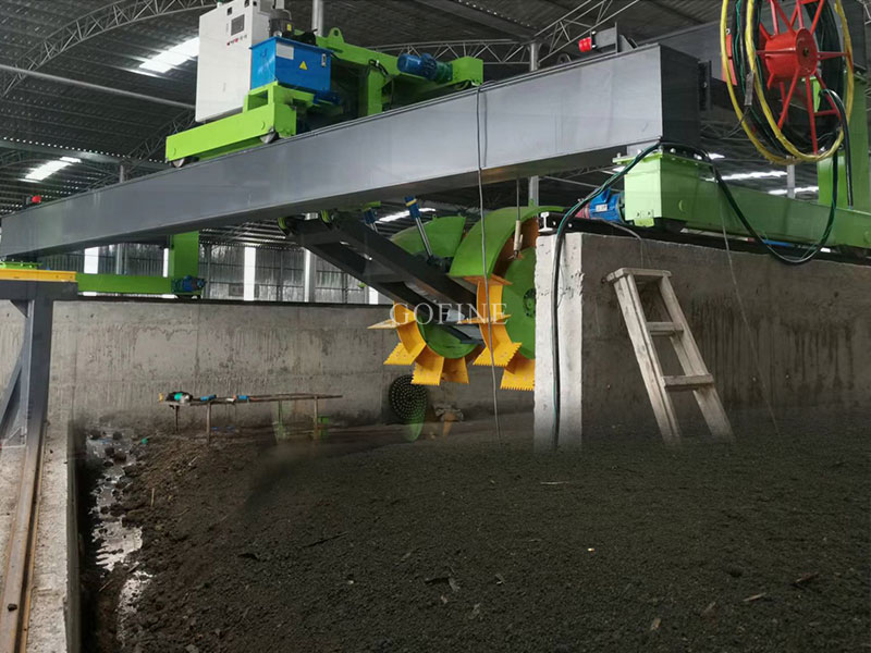 Large Span Wheel Type Compost Turner: High Efficiency Composting Solutions